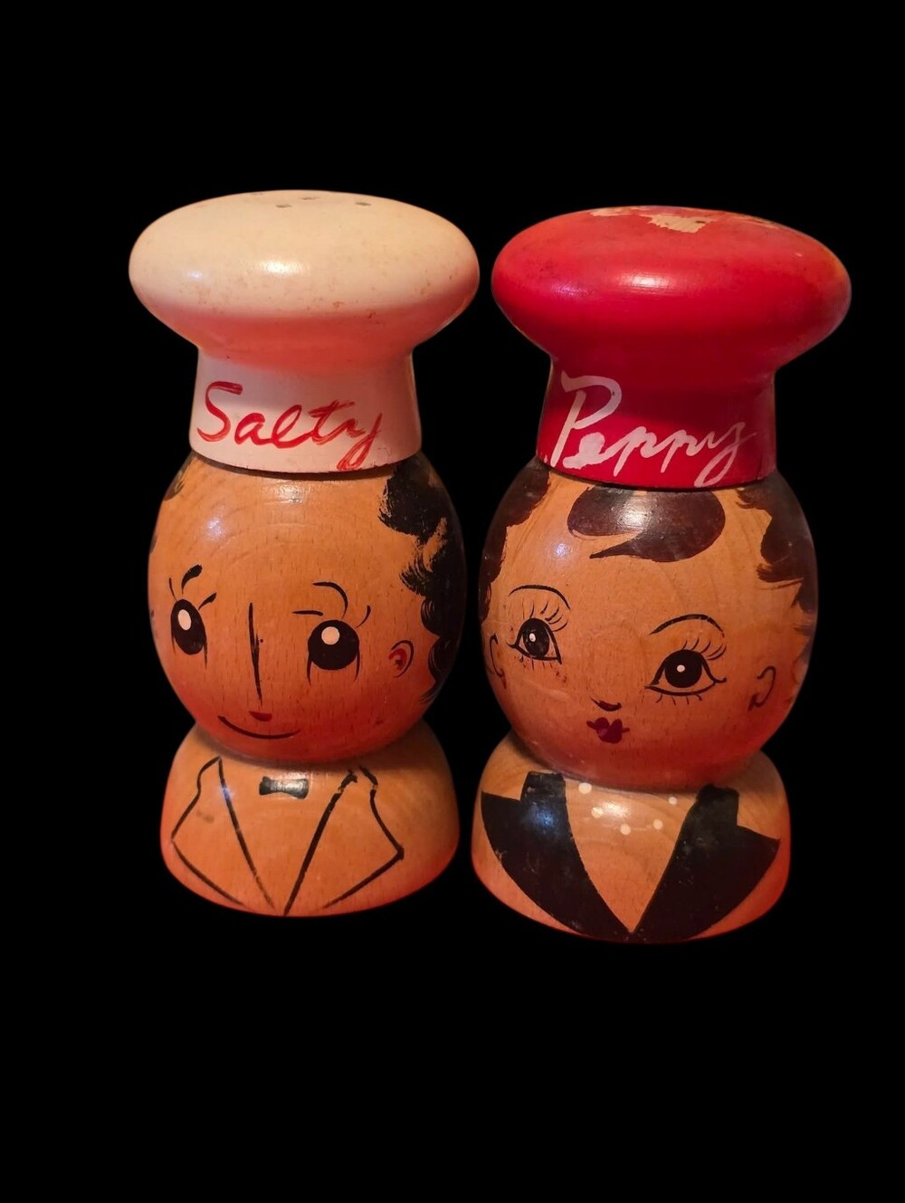Vintage | Salt And Pepper Shakers